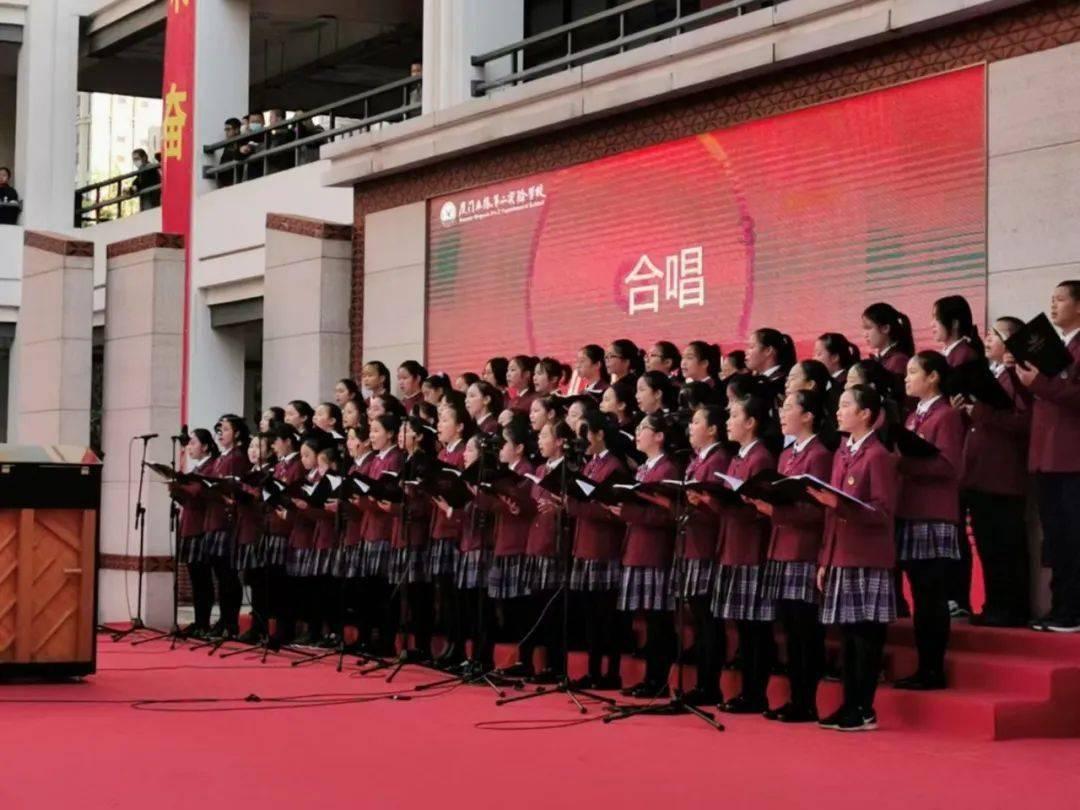 青春正当时 奋斗同路人│90后冰雕师徐东慧：刻刀飞舞的艺术 在冰雪中绽放